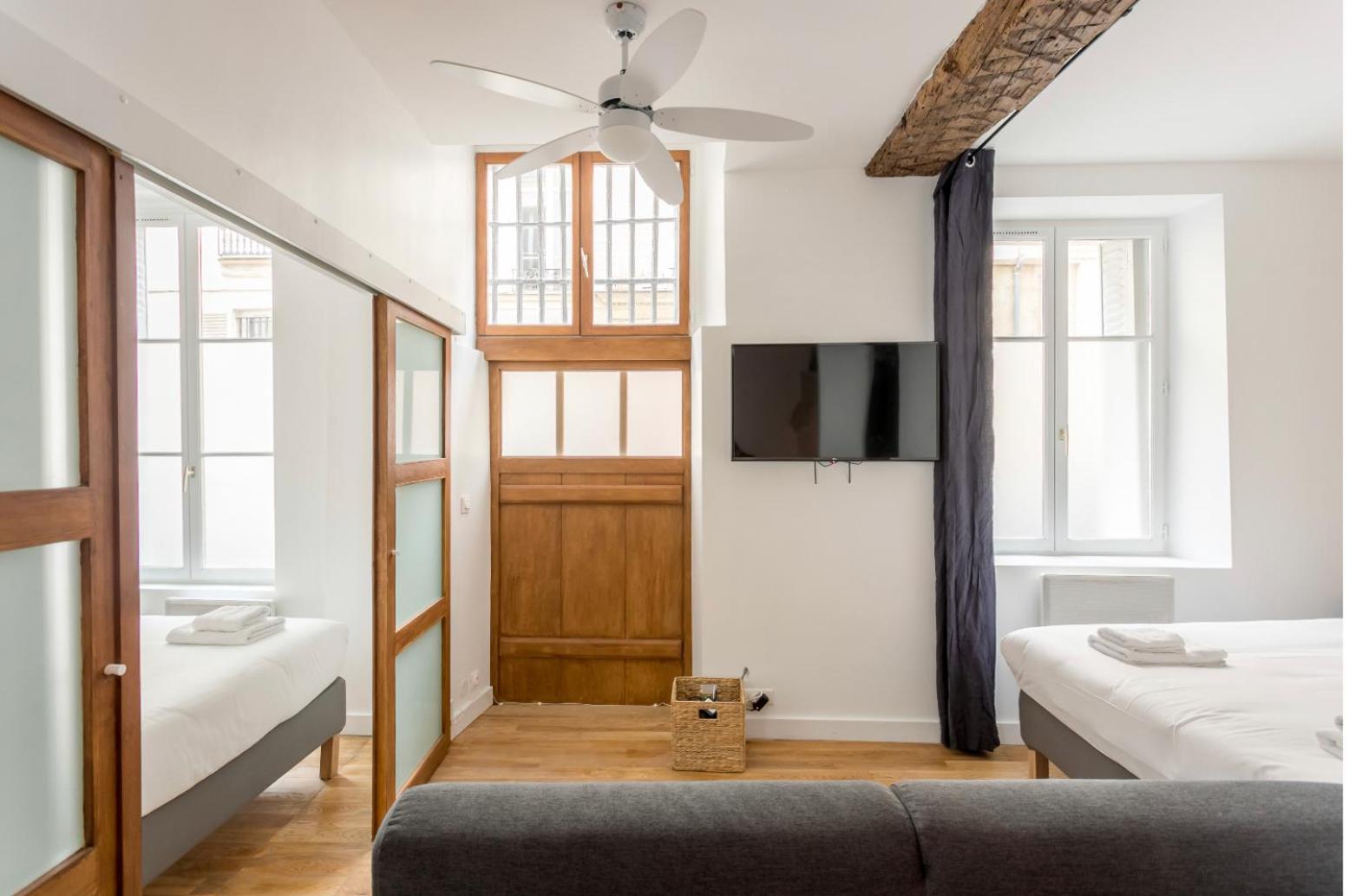 Suite Du Lion/Ac Historic Flat, Marais, 4-5 Guests Paris Exterior photo
